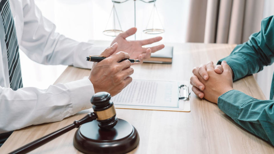 Things to Know About Selecting a Legal Advisor for International Business